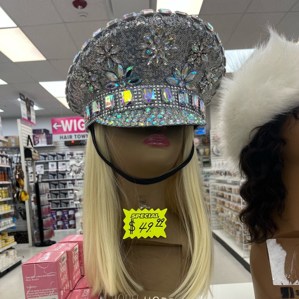 Love this hat so pretty !